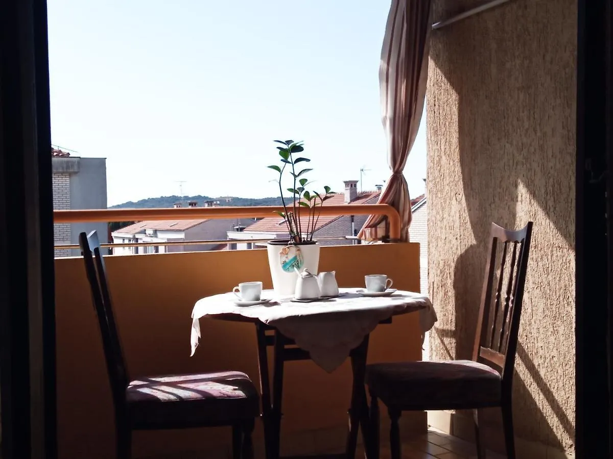 פולה Apartman Sea View