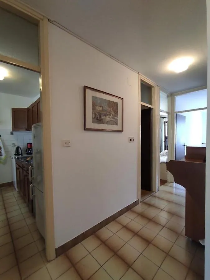 דירה פולה Apartman Sea View