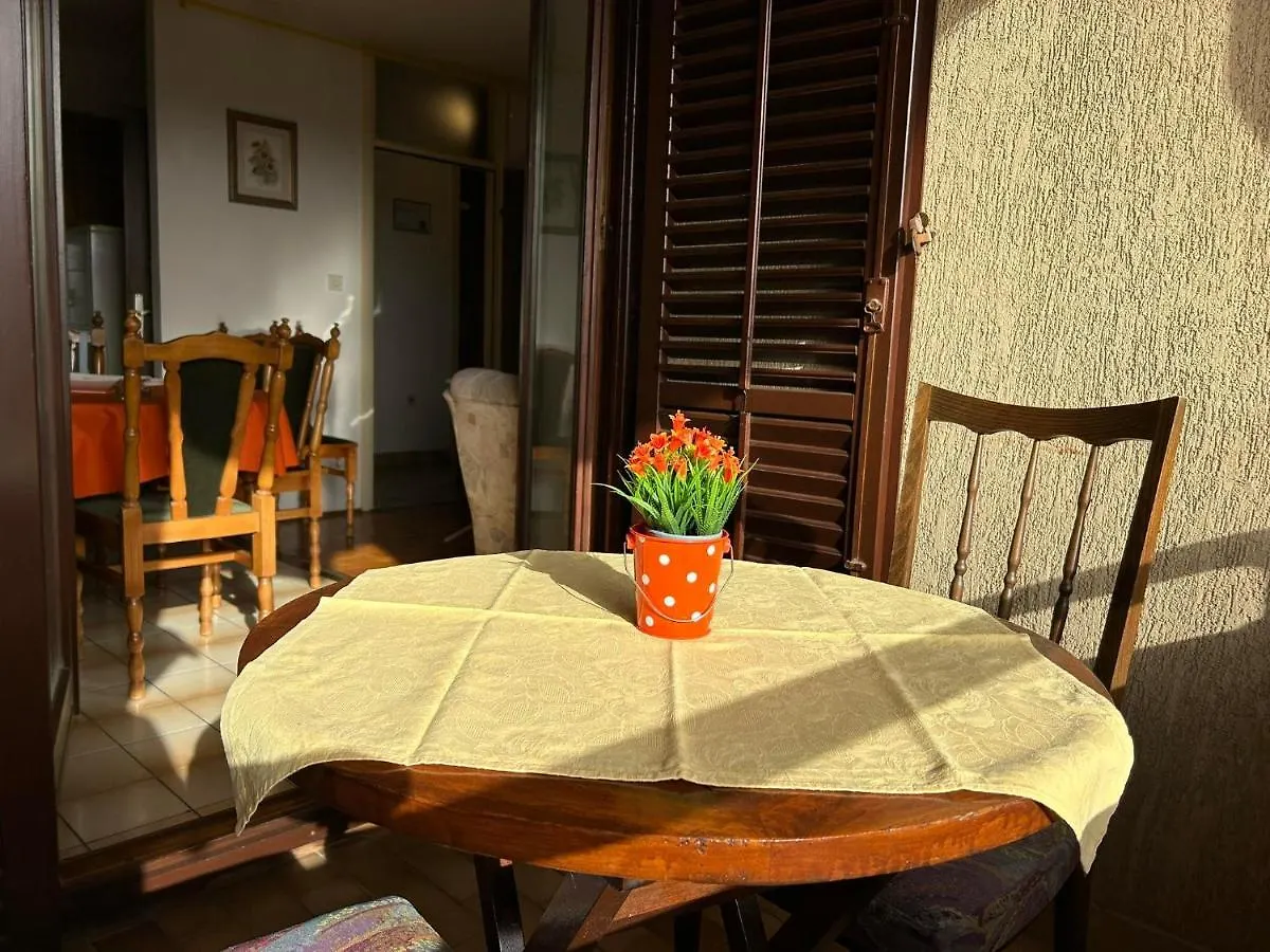פולה Apartman Sea View